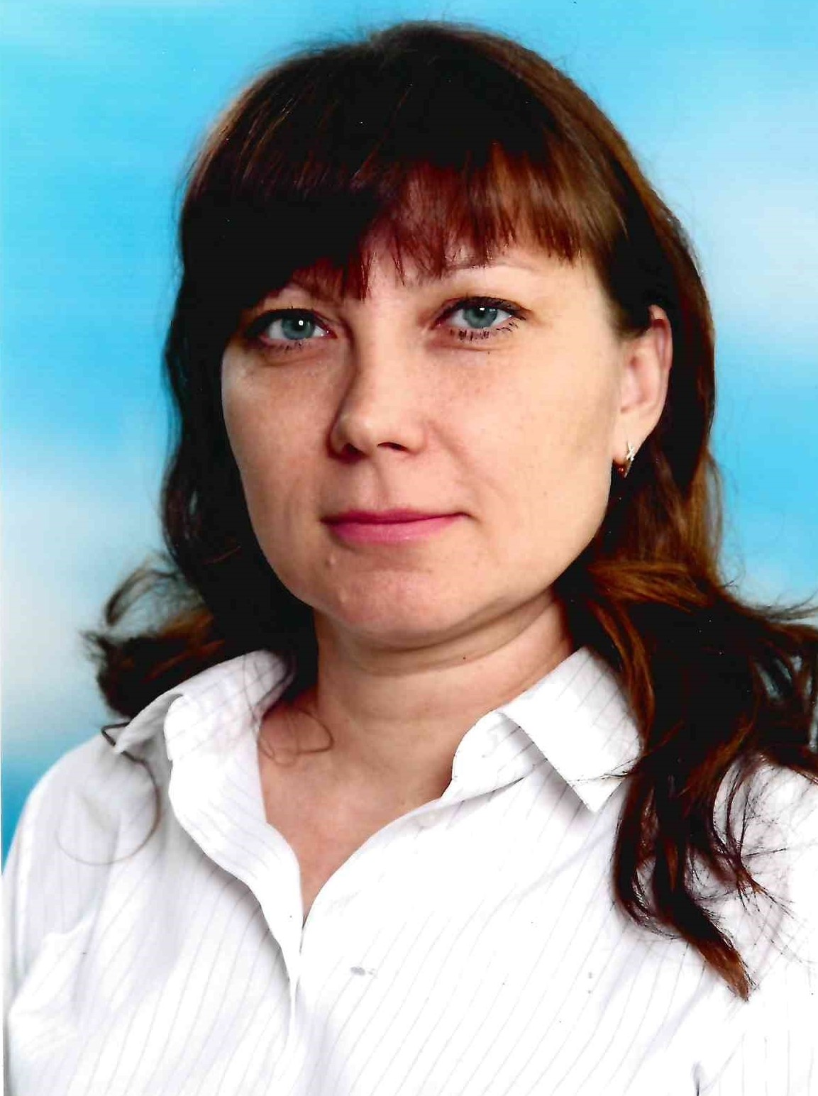 Сапожникова Юлия Васильевна.